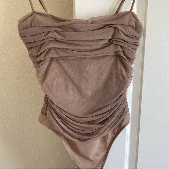 Aritzia Babaton Mesh Bodysuit - Picture 3 of 9